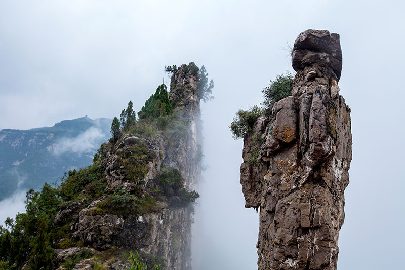 八泉峡