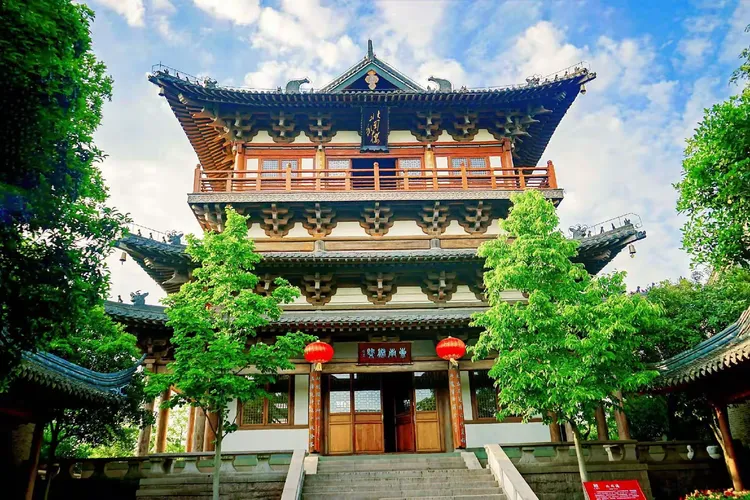 金山·焦山·北固山