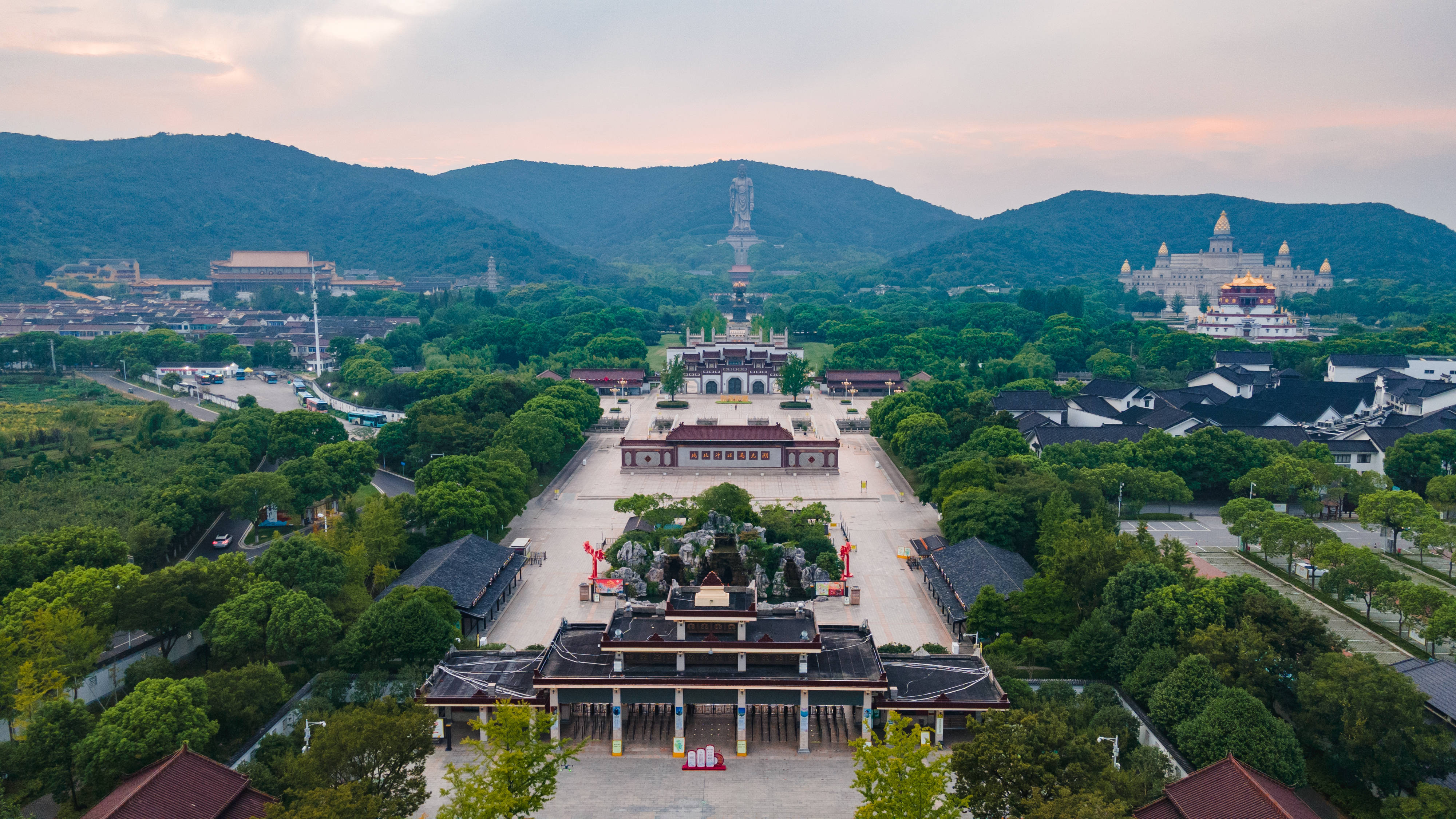 灵山