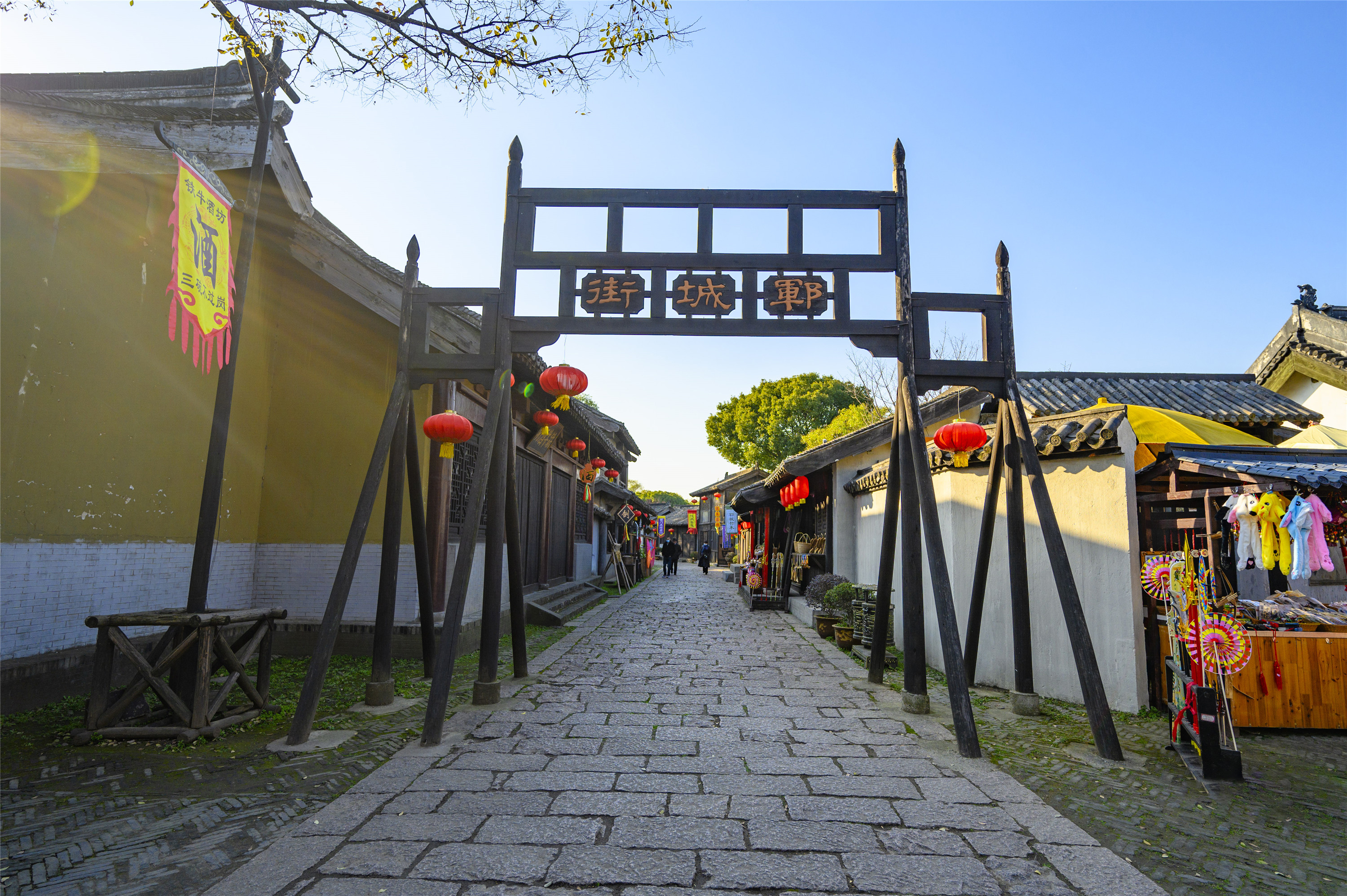 无锡影视基地三国水浒城景区