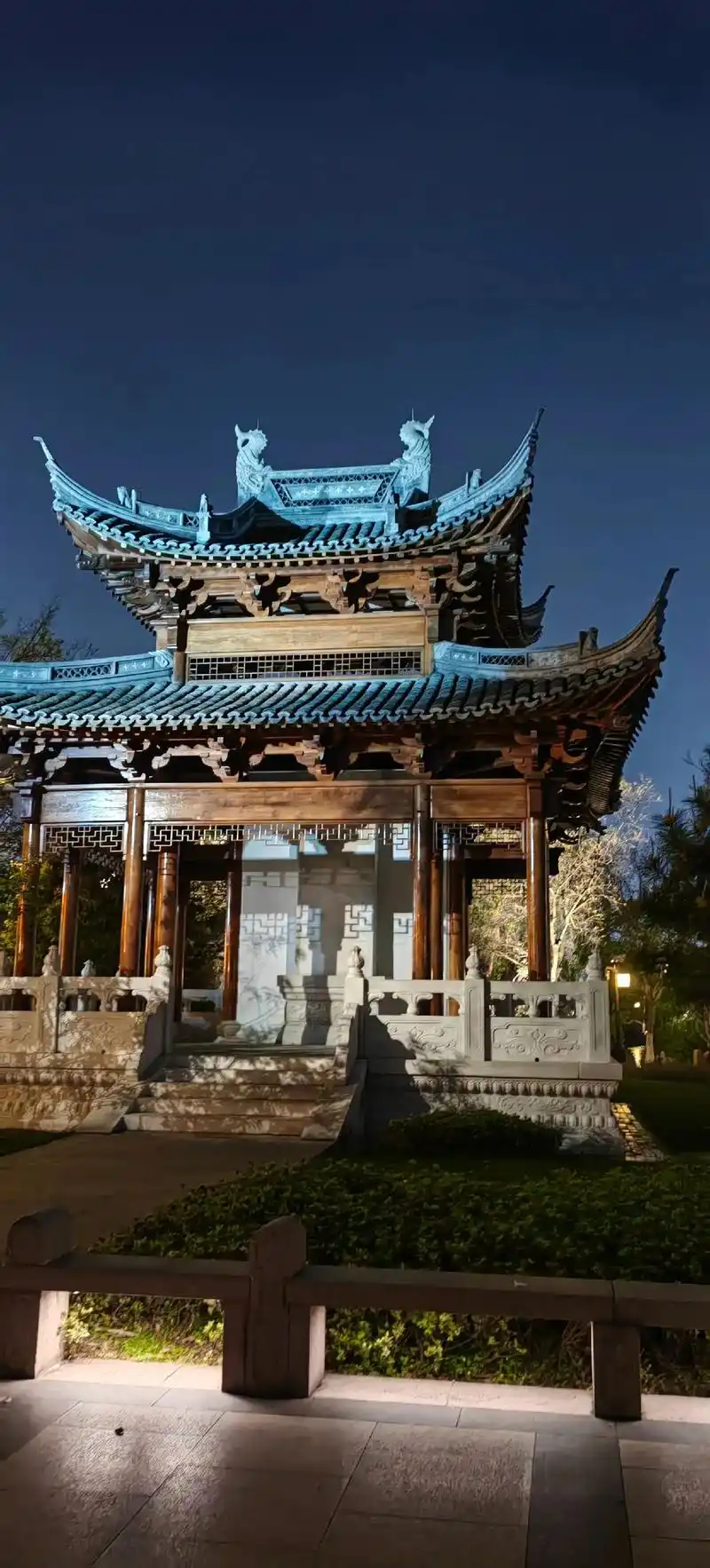 南湖