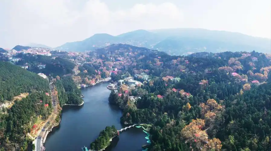 庐山