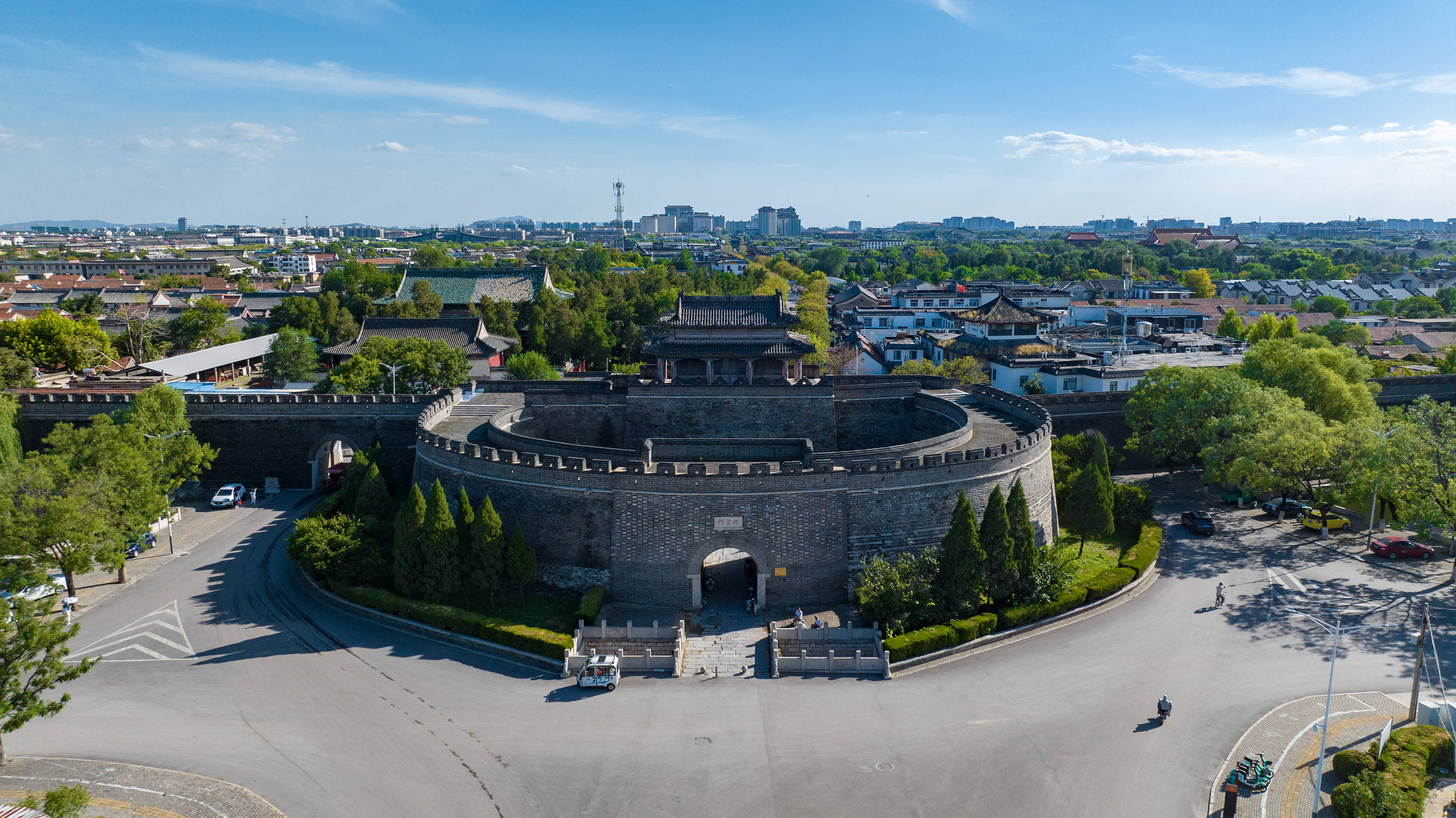 明故城三孔旅游区
