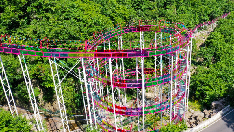 伏牛山老界岭·恐龙遗址园