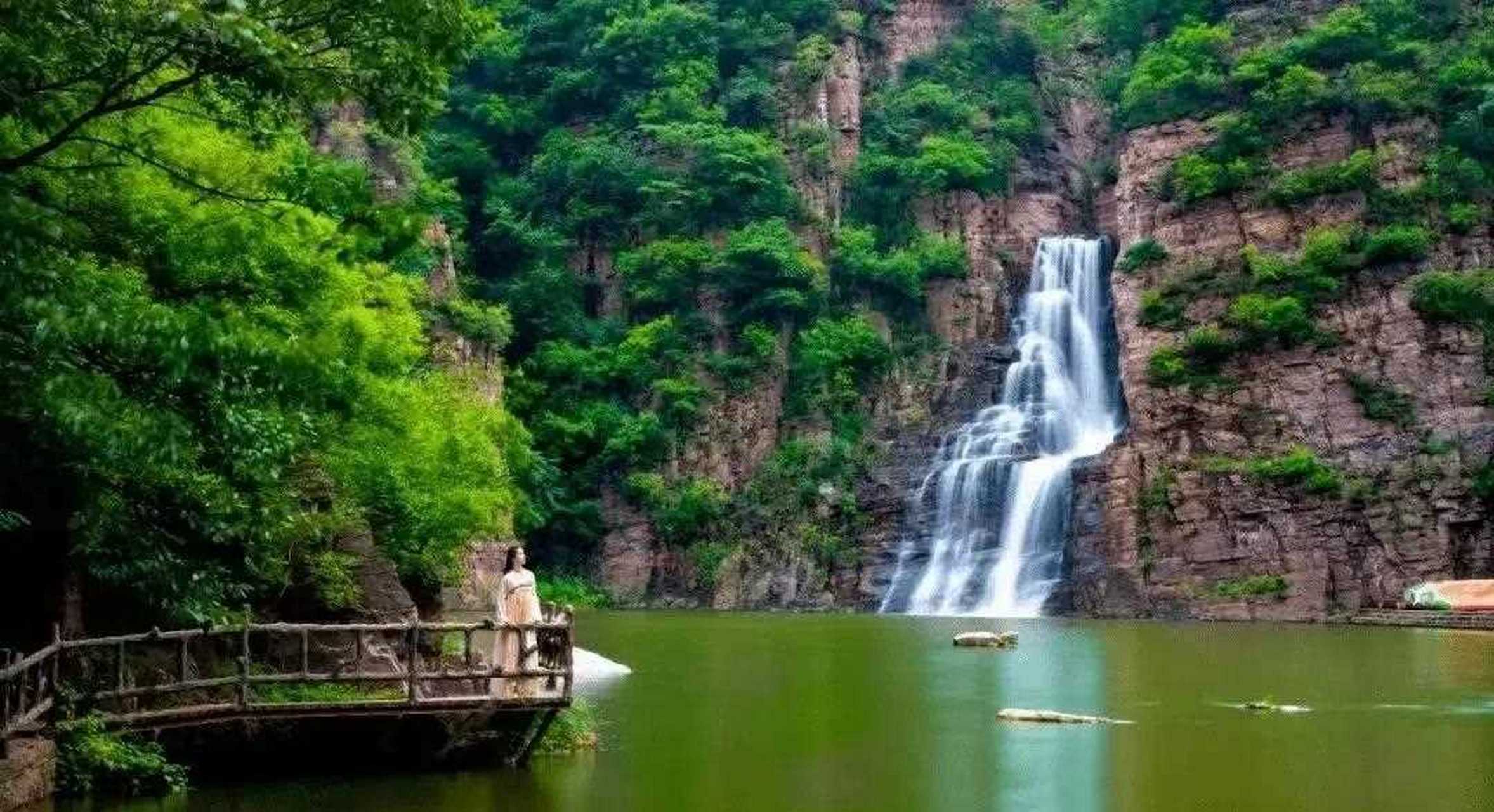 龙潭大峡谷