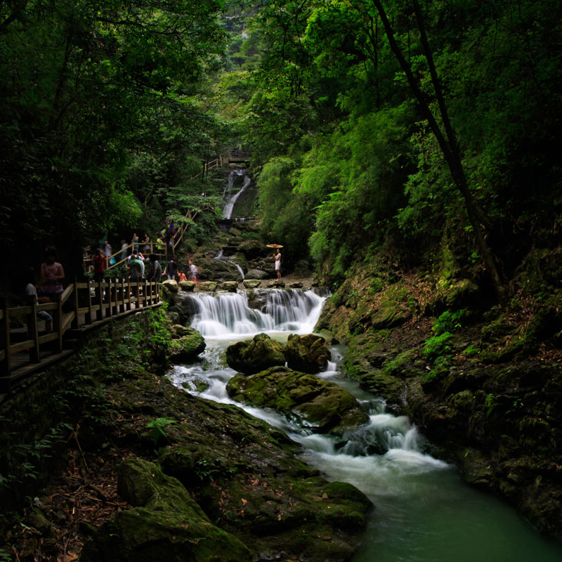 黑山谷