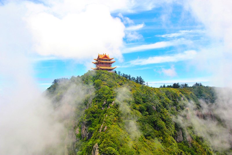 峨眉山