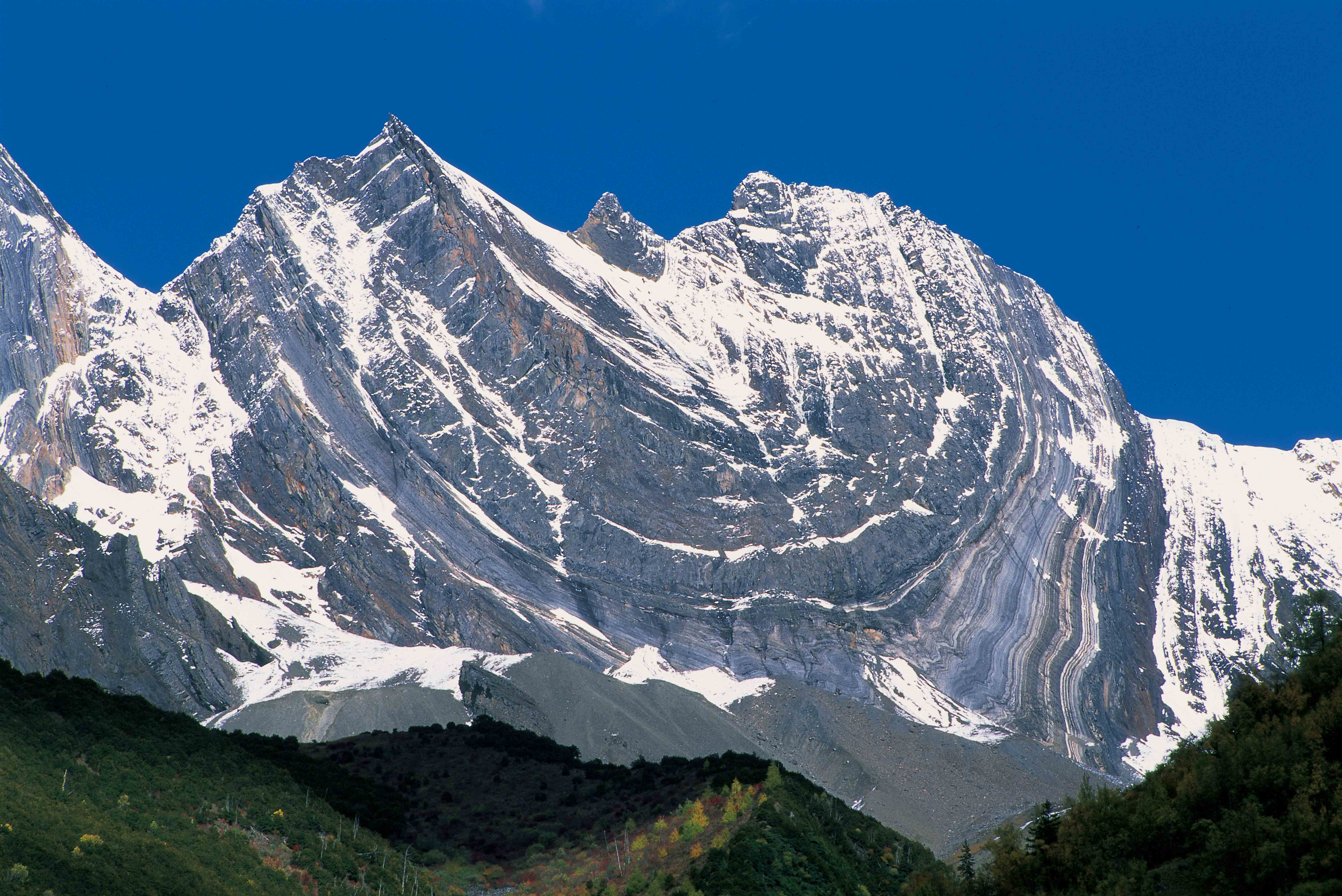 四姑娘山