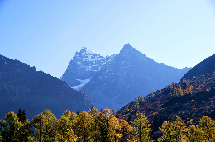 四姑娘山