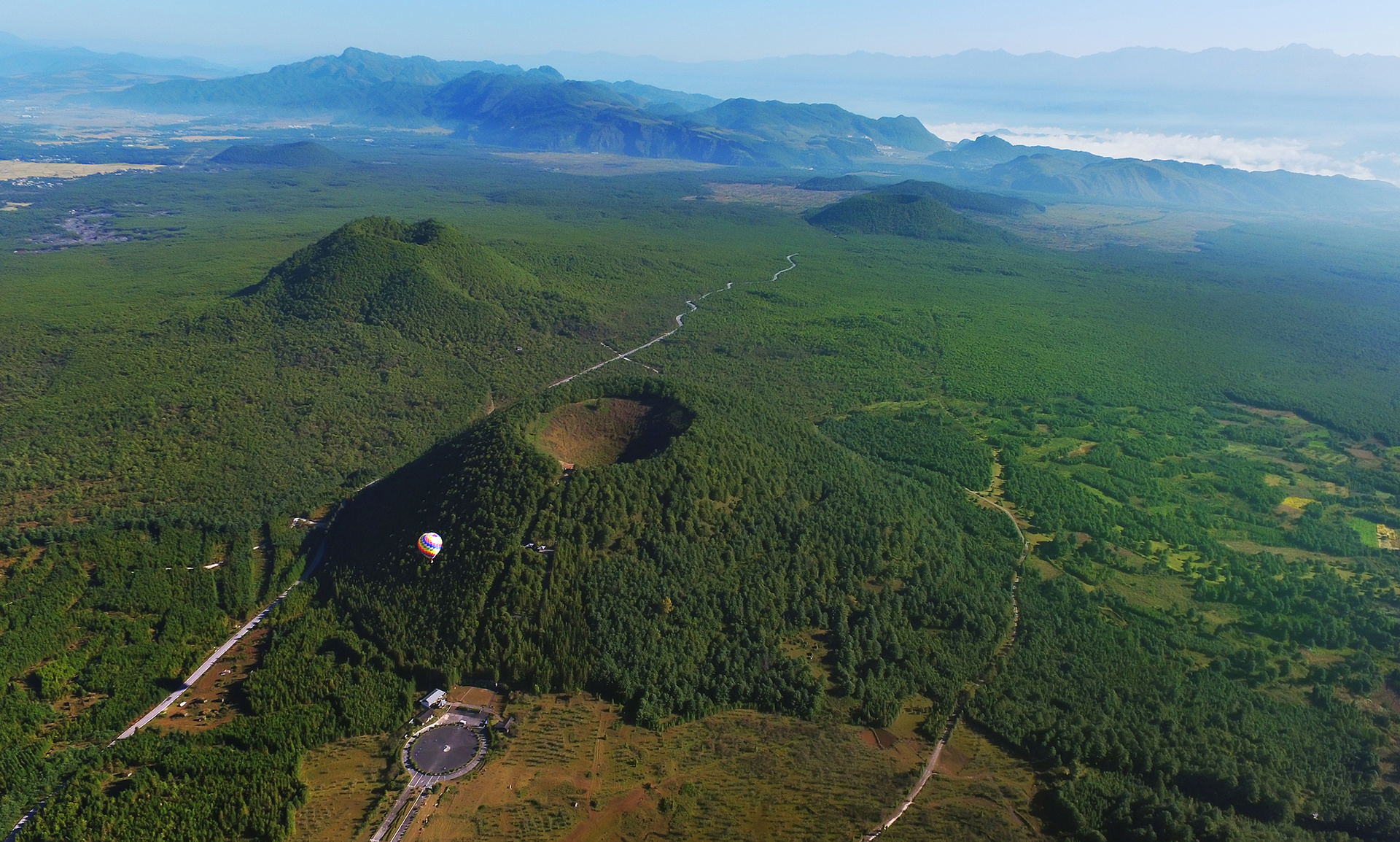 火山热海
