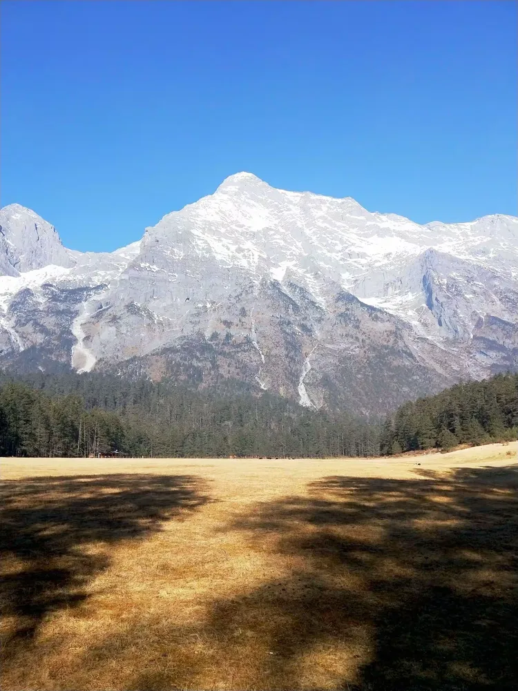 玉龙雪山