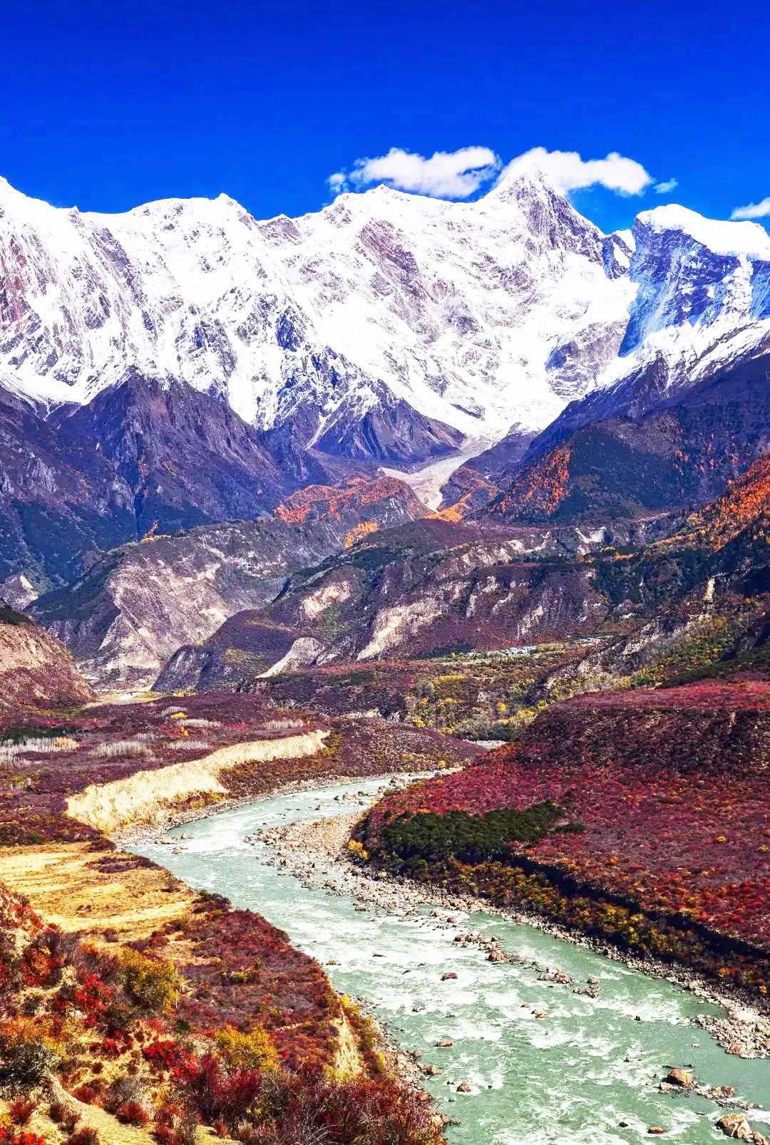 雅鲁藏布大峡谷