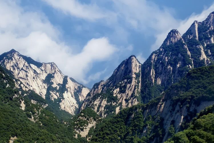 华山