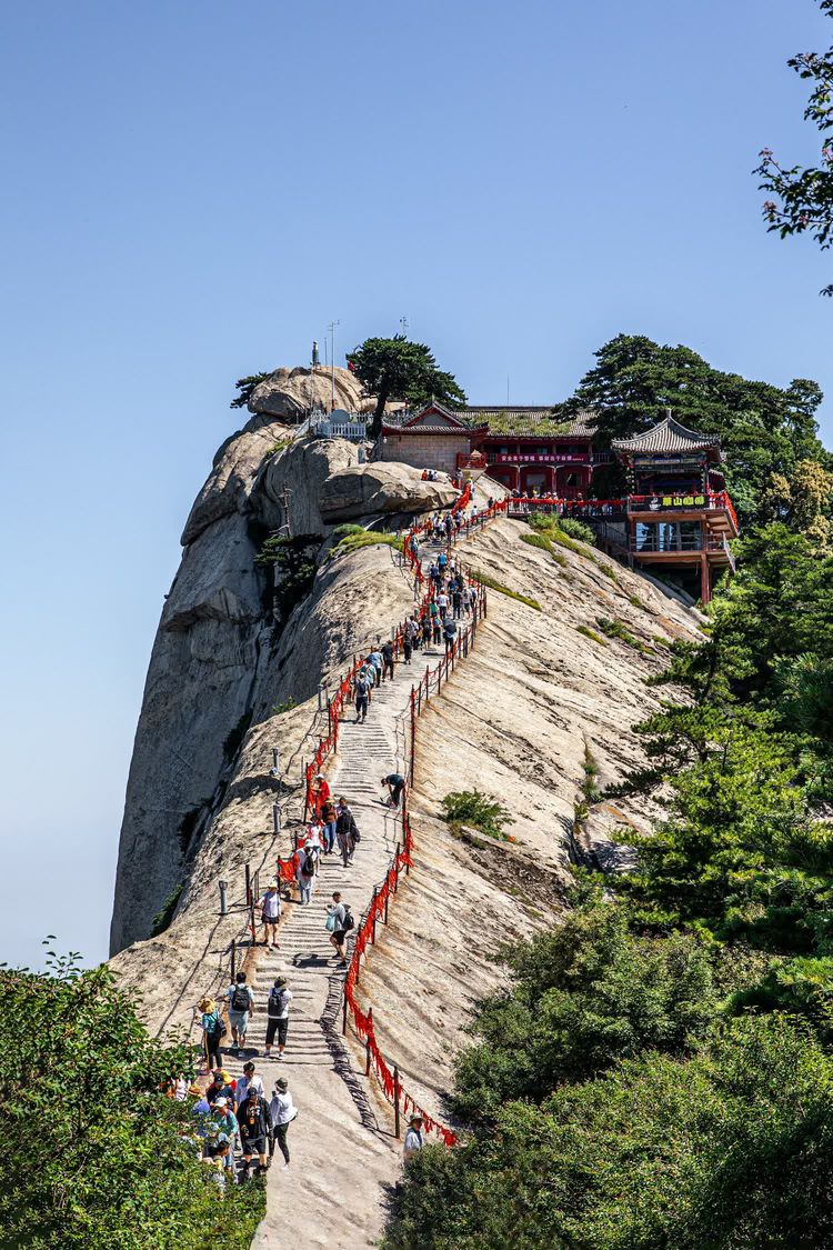华山