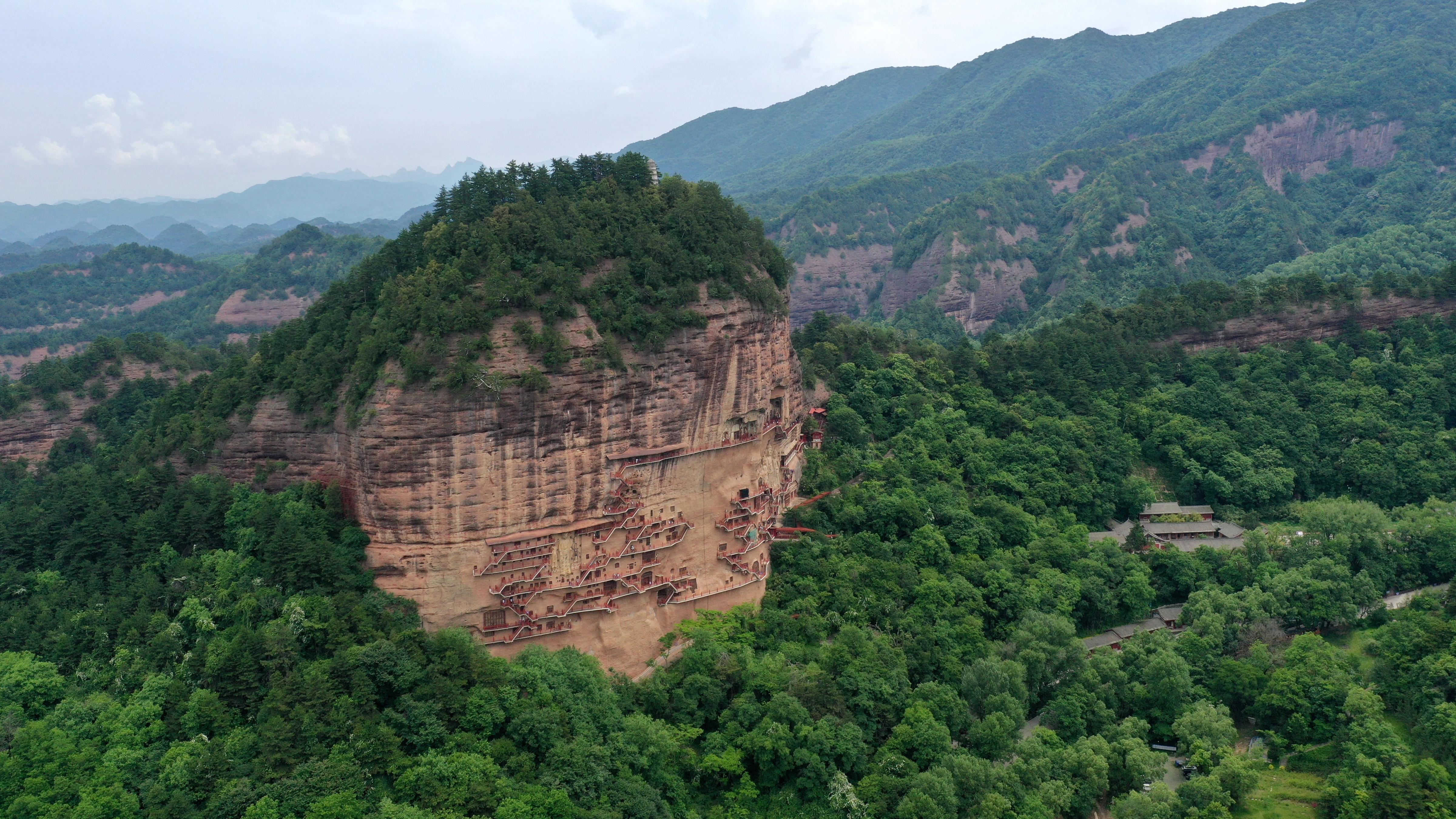 麦积山