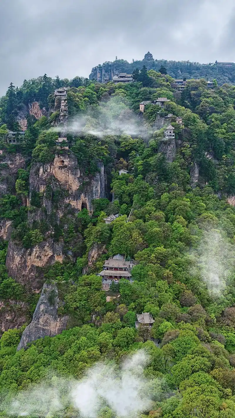 崆峒山