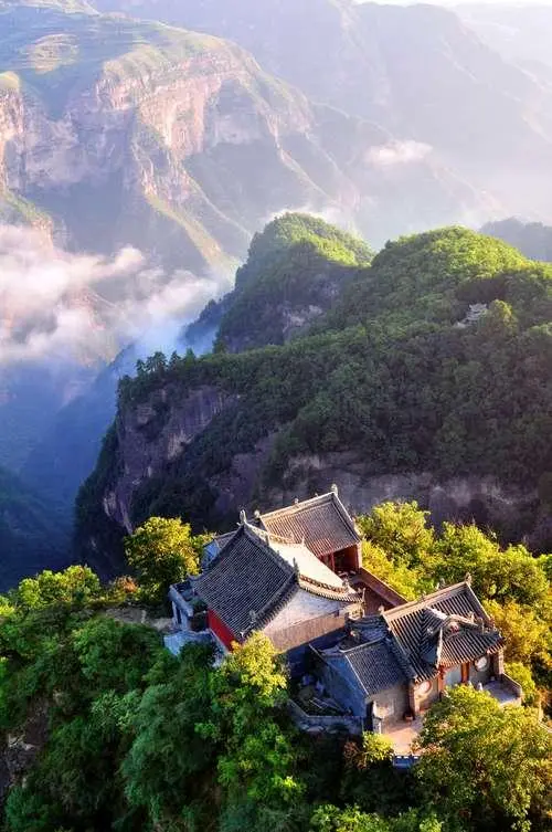 崆峒山