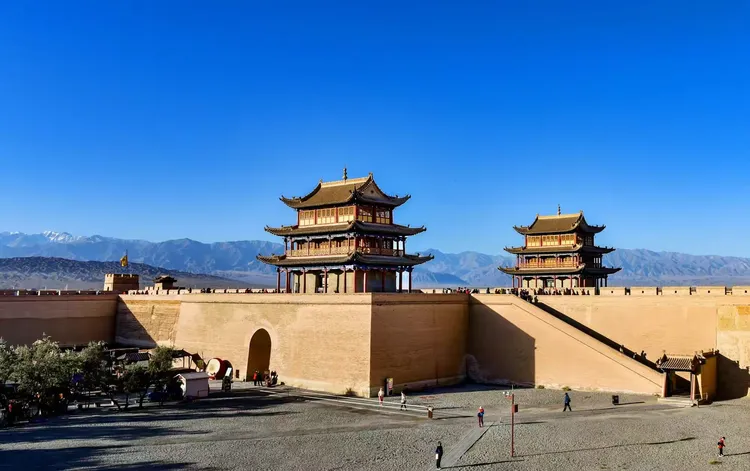 嘉峪关