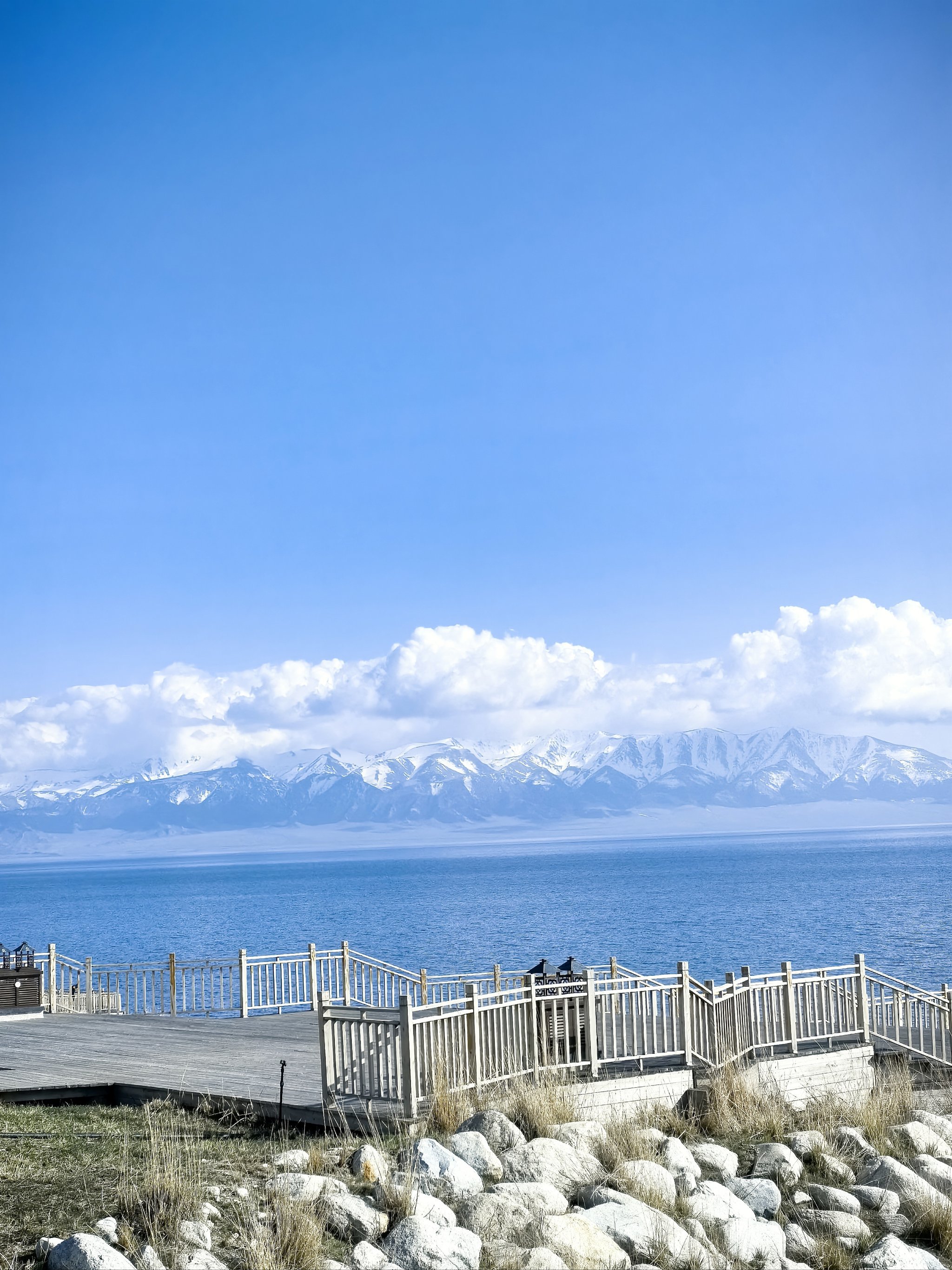 赛里木湖