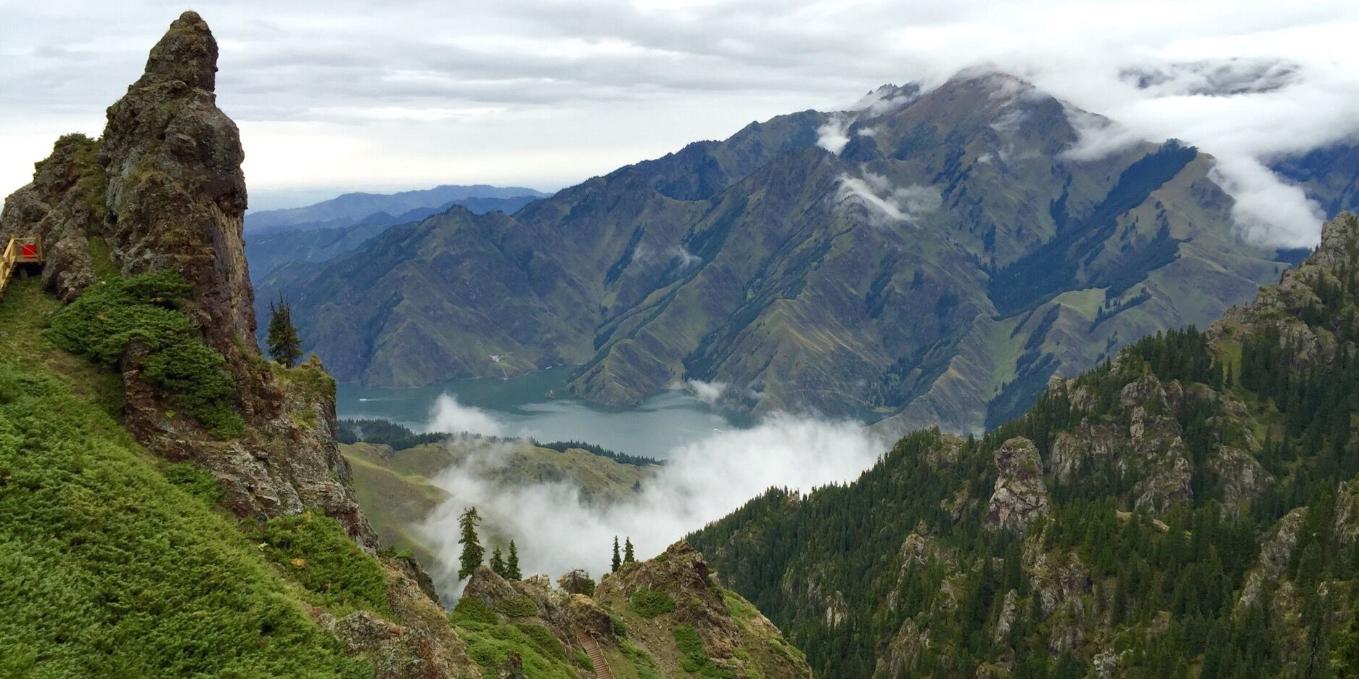 天山天池