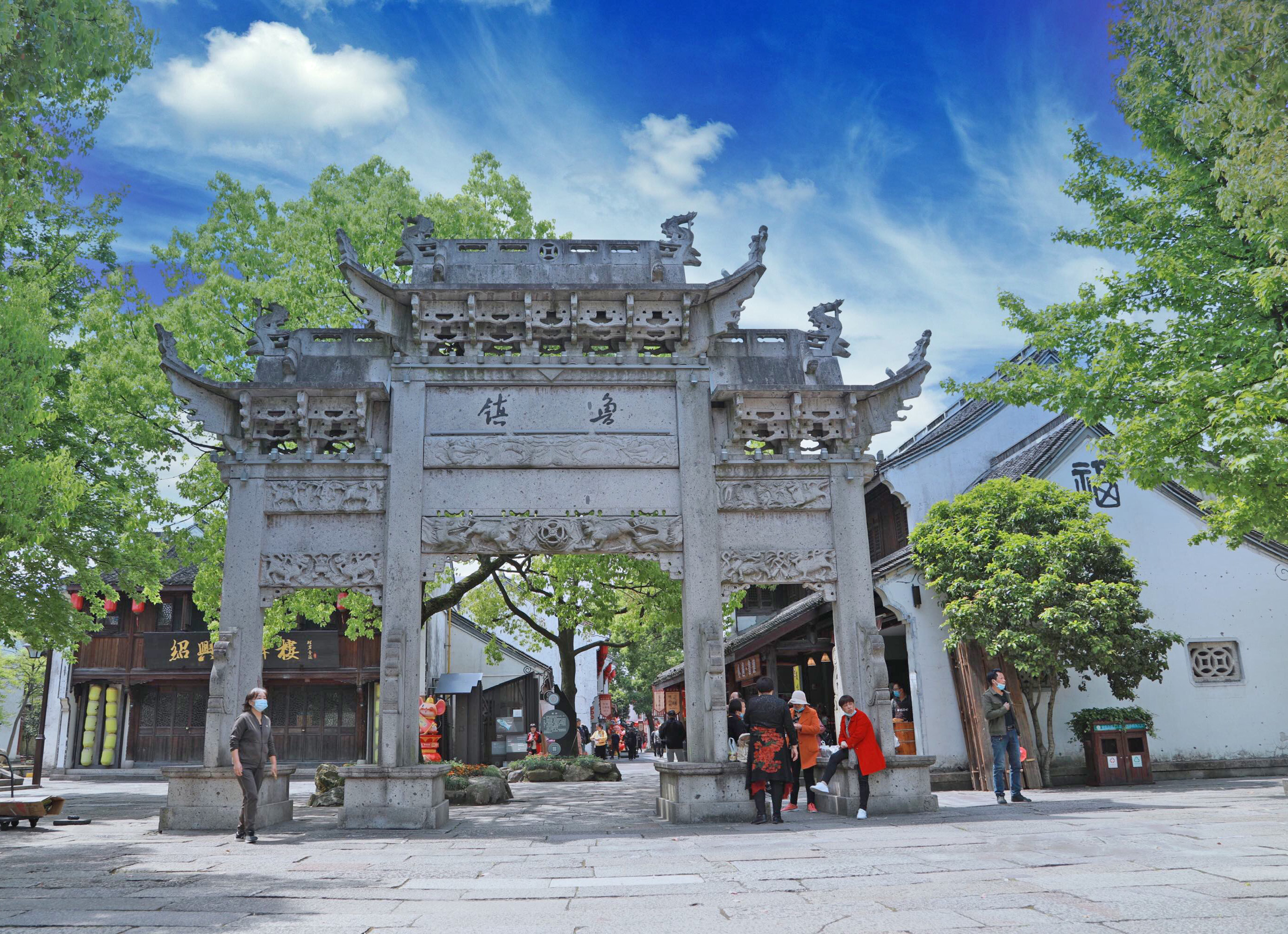 柯岩