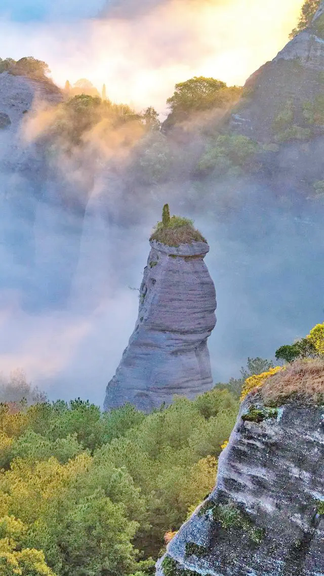 冠豸山