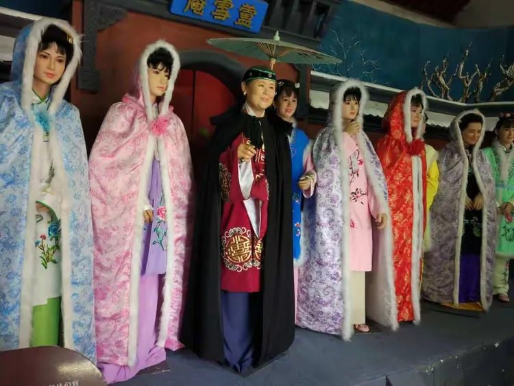 荣国府