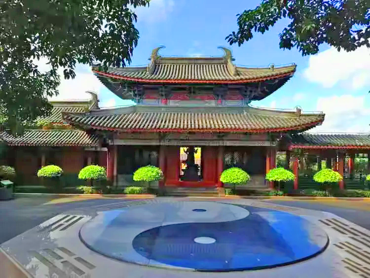 文笔峰
