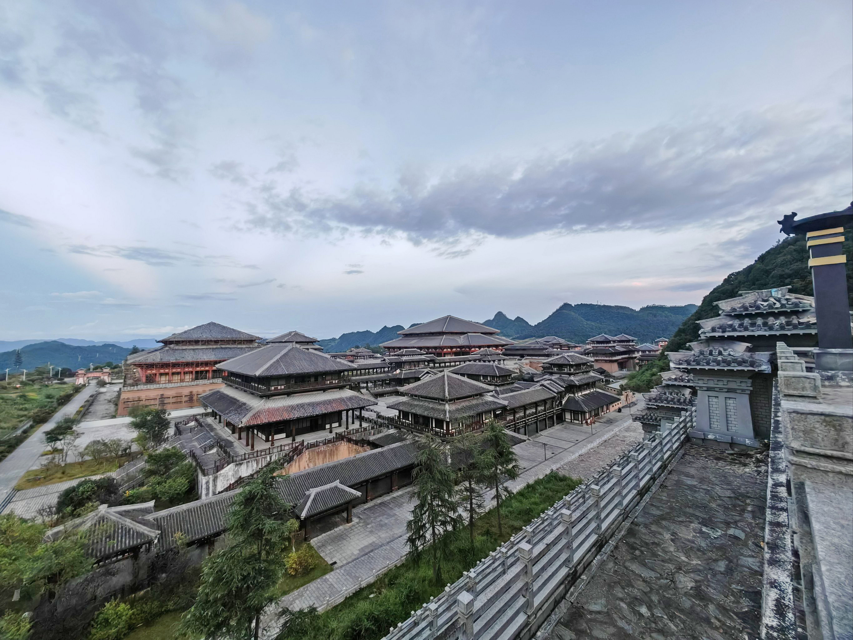 秦汉影视城