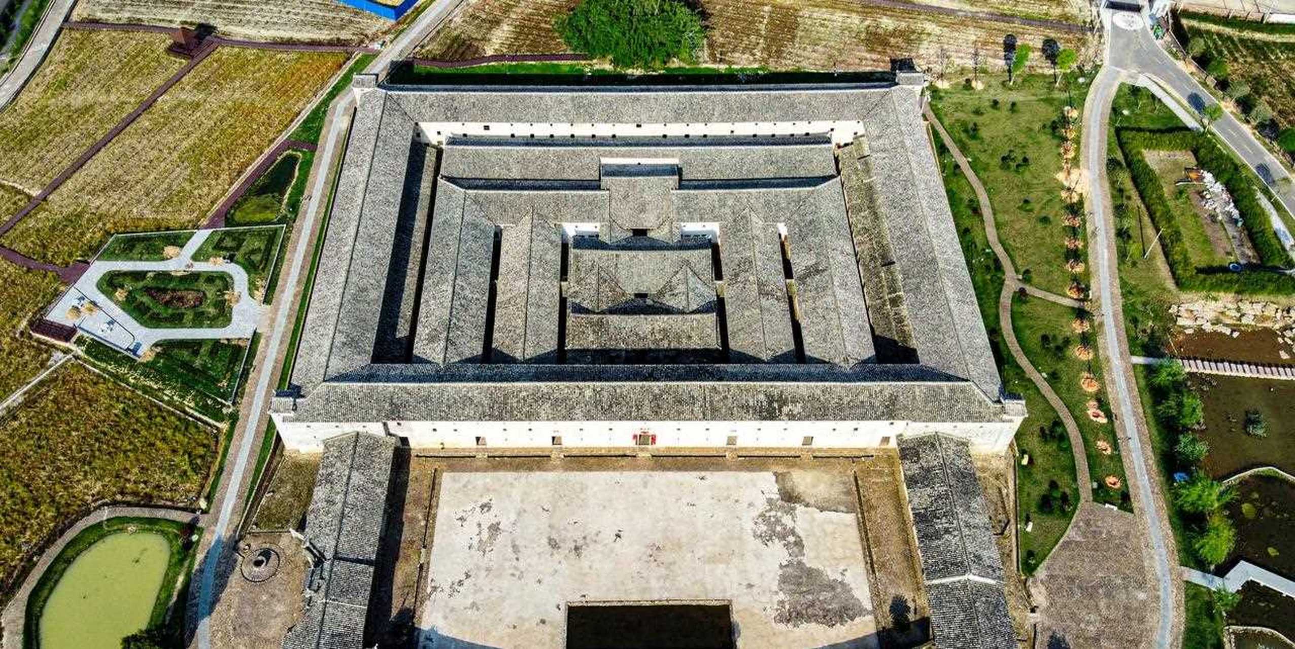 东生围