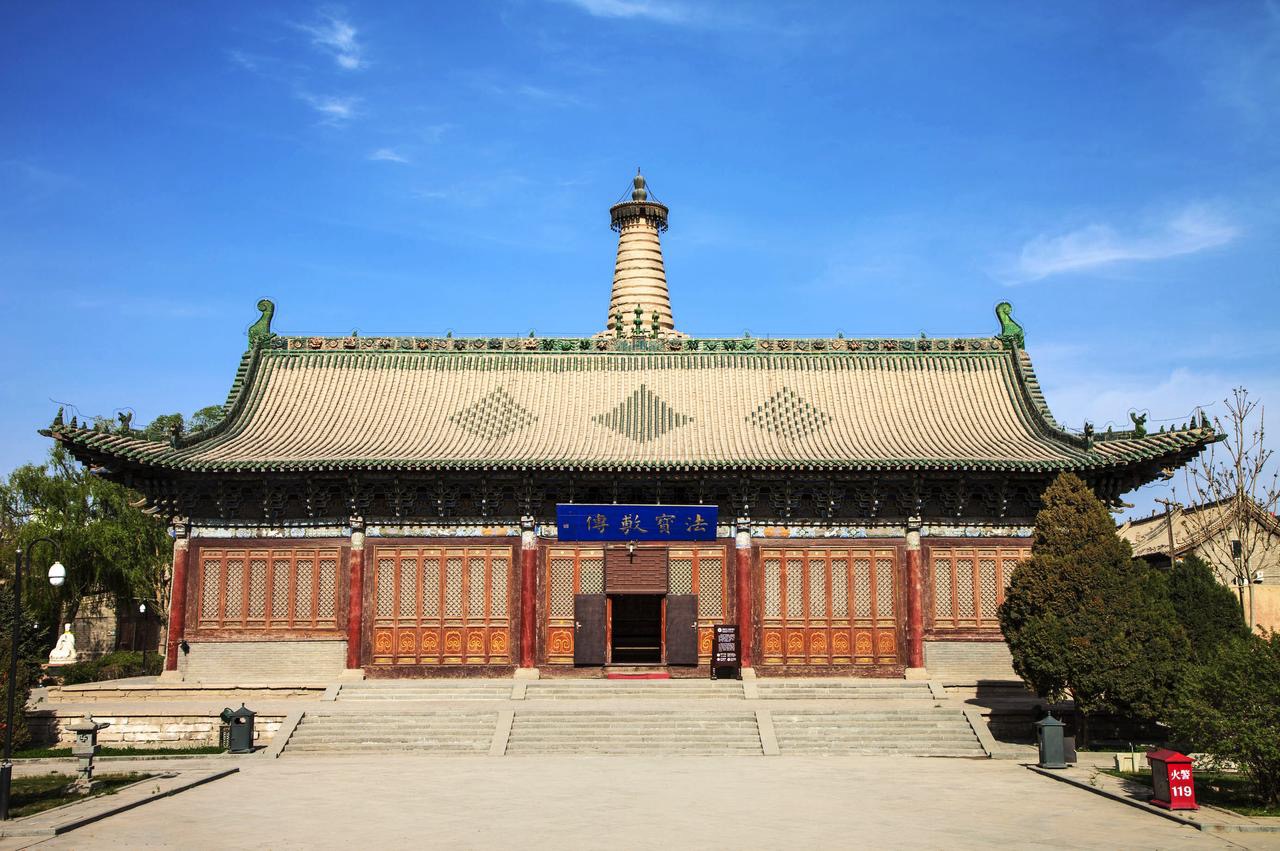 张掖大佛寺