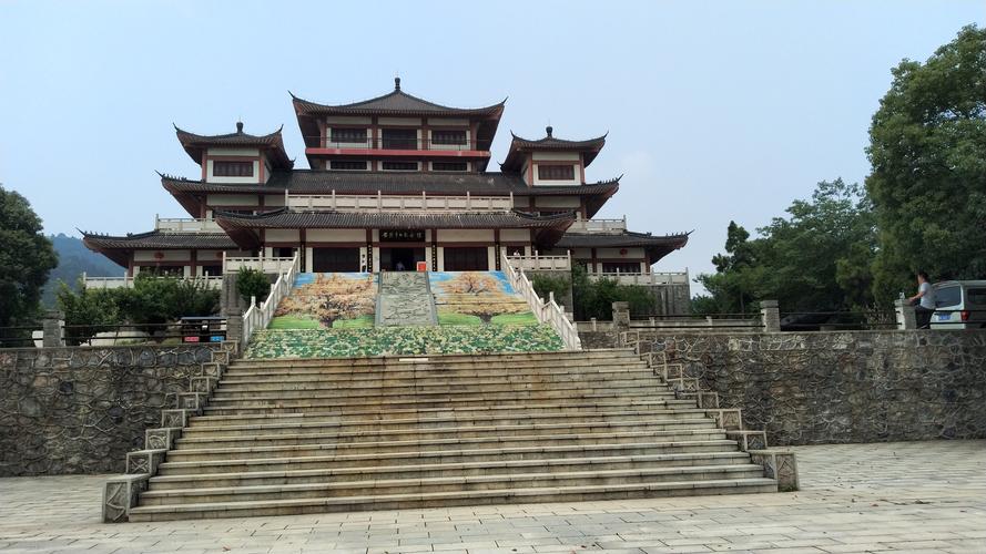 白兆山李白文化旅游区