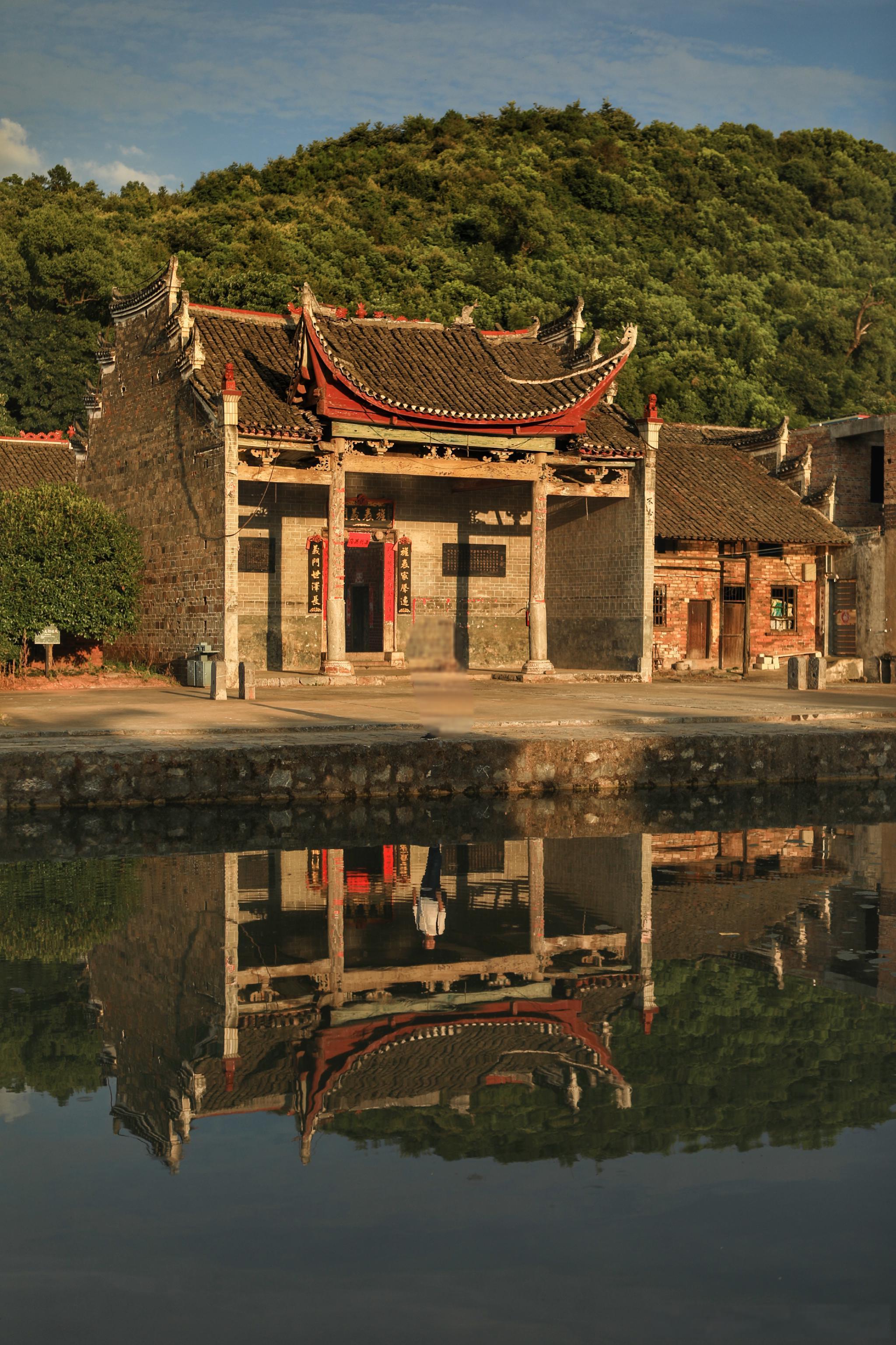板梁古村