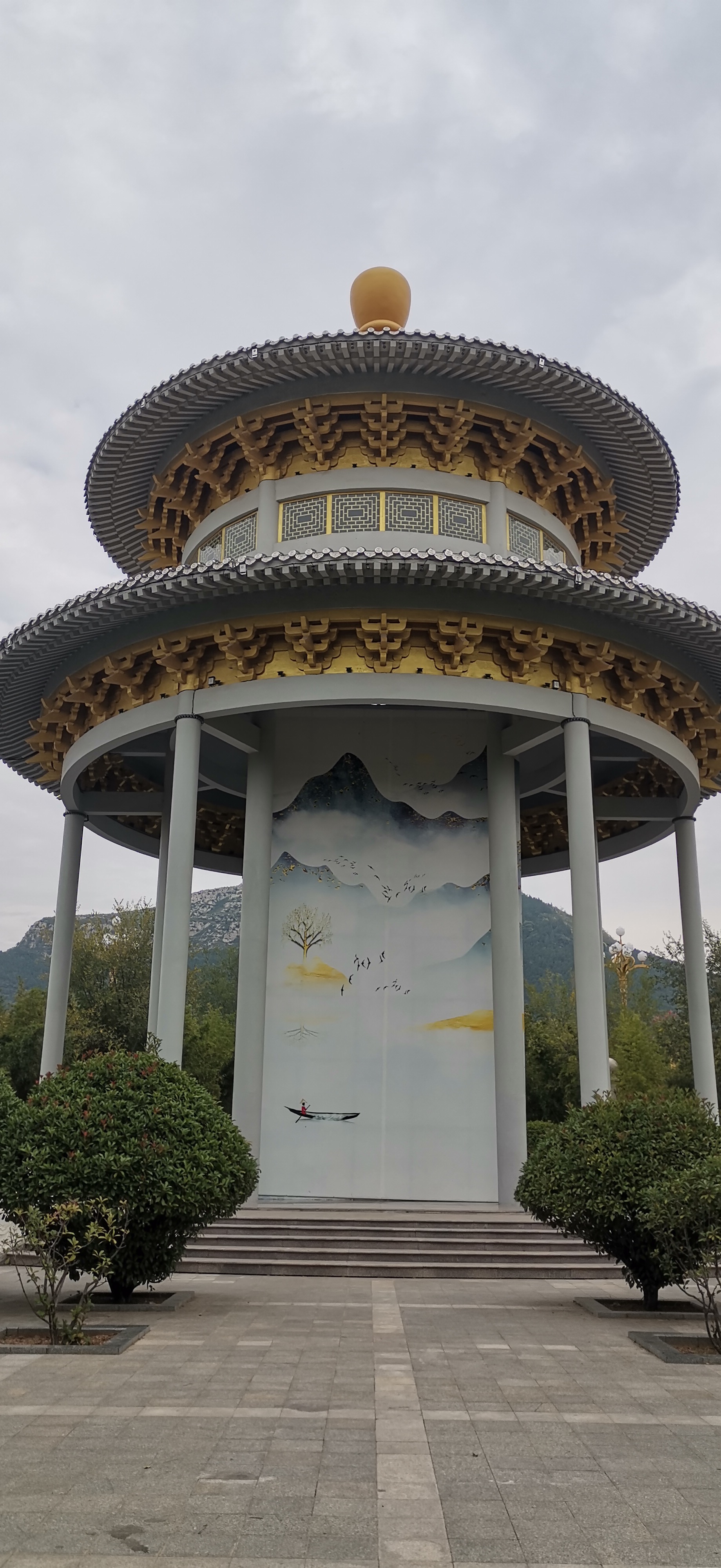 白佛山
