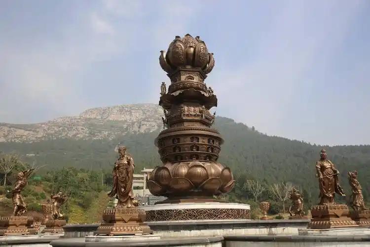 白佛山