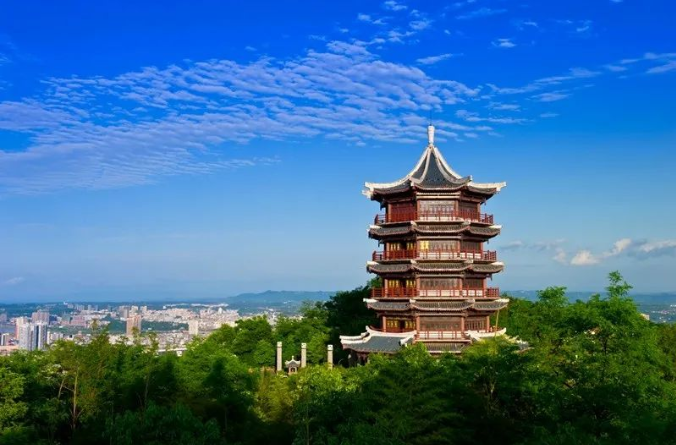 西山