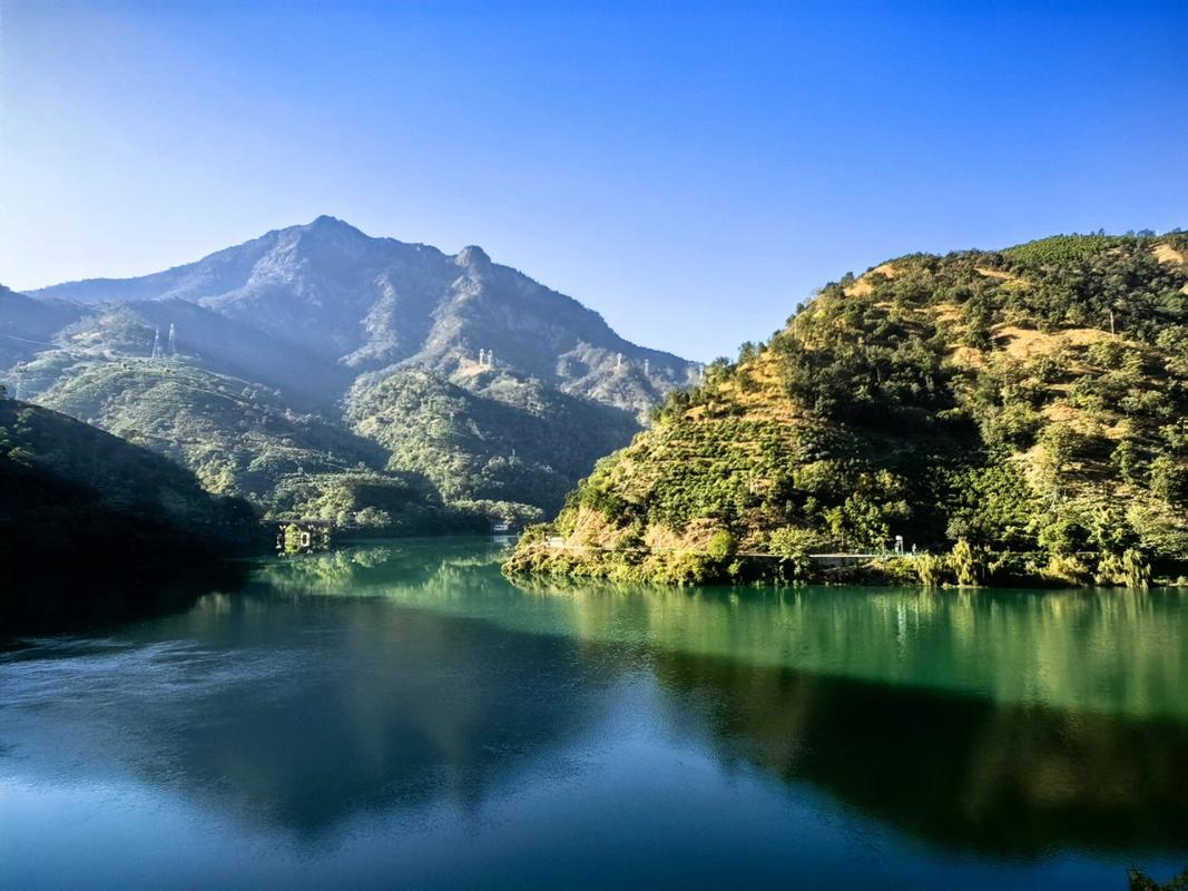 二滩风景区