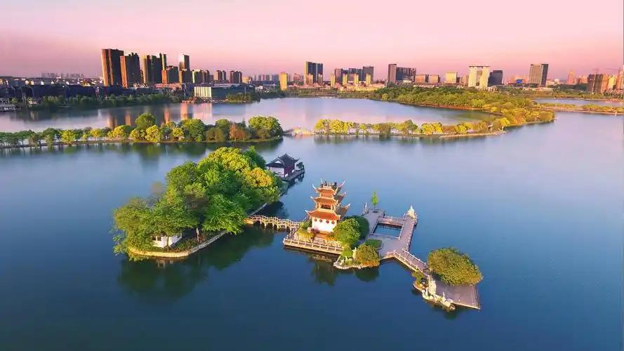 天井湖