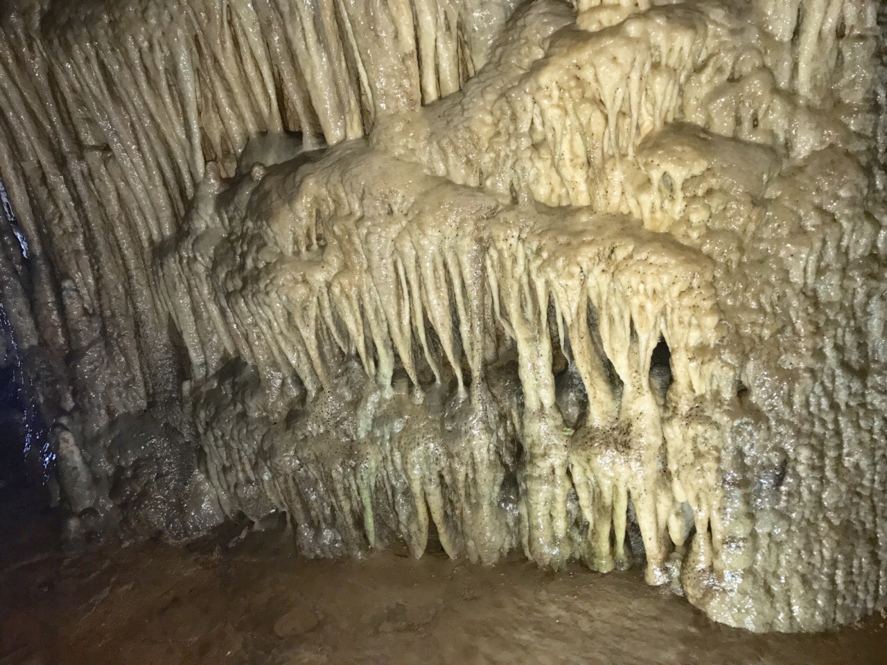 黄龙洞