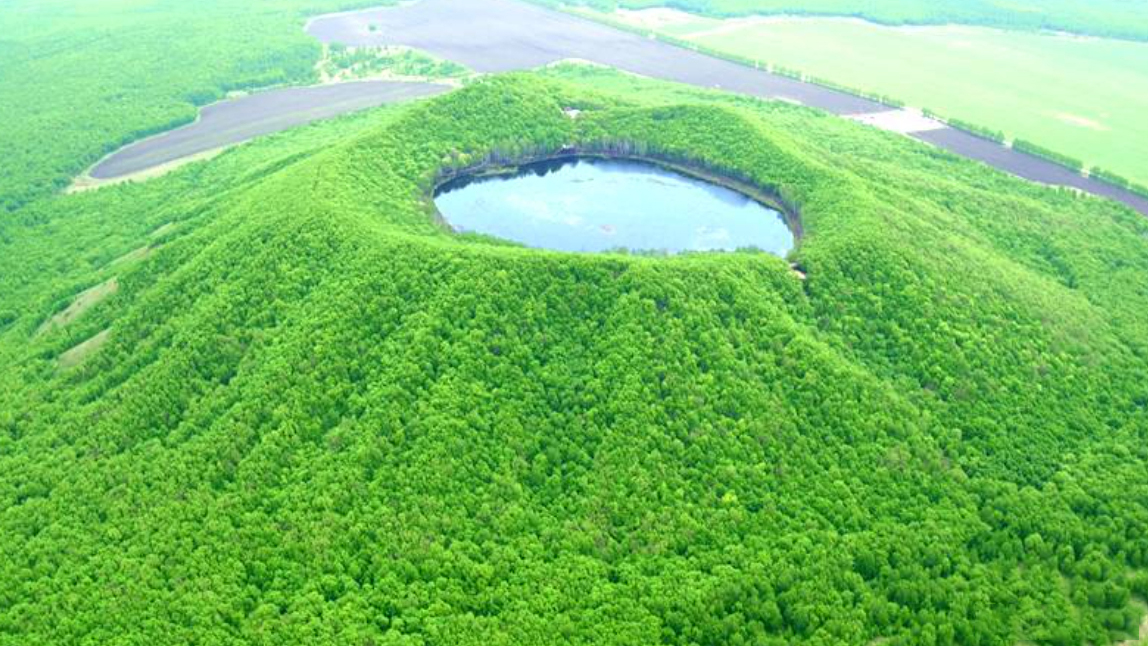 宁安火山口森林公园