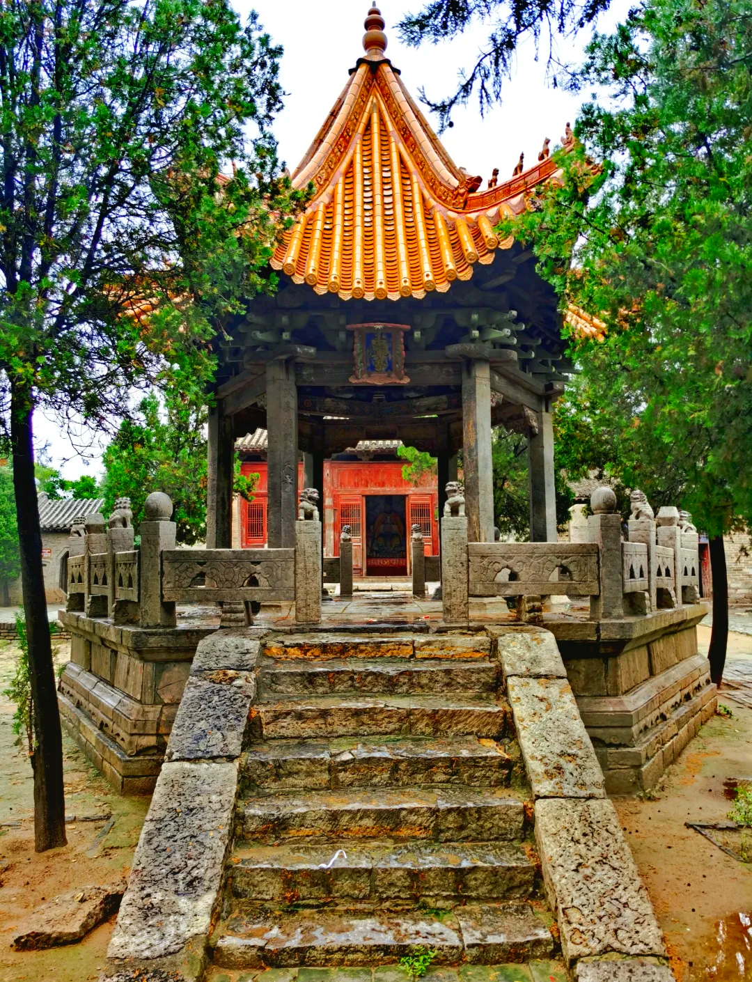 大伾山