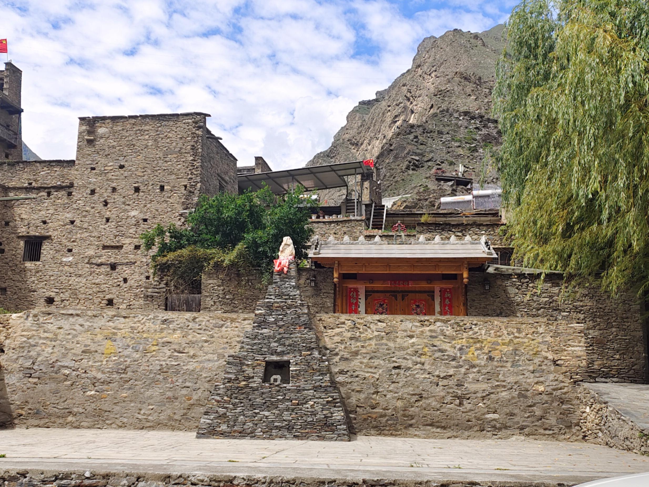 桃坪羌寨