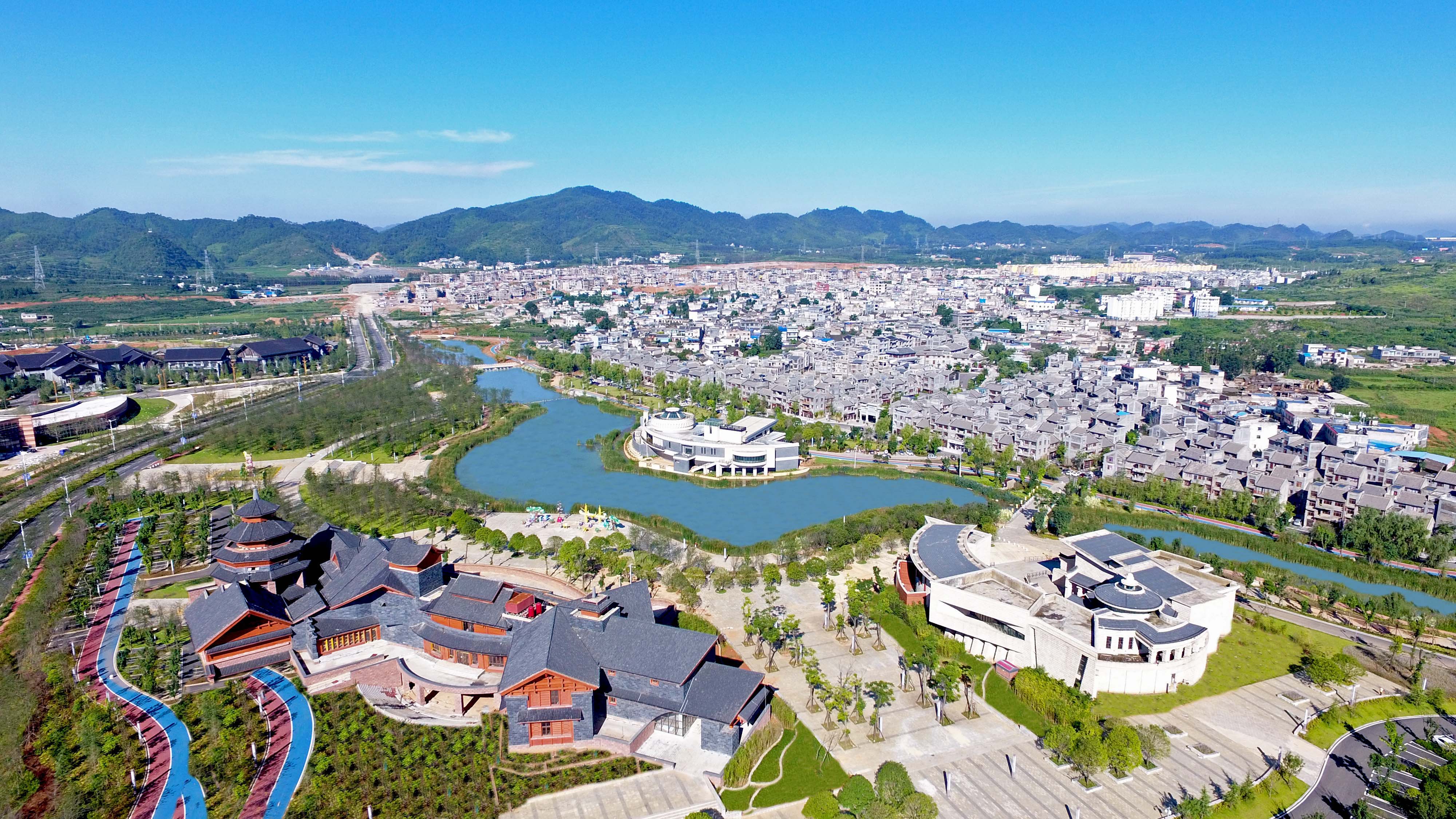义龙山地旅游运动休闲博览园