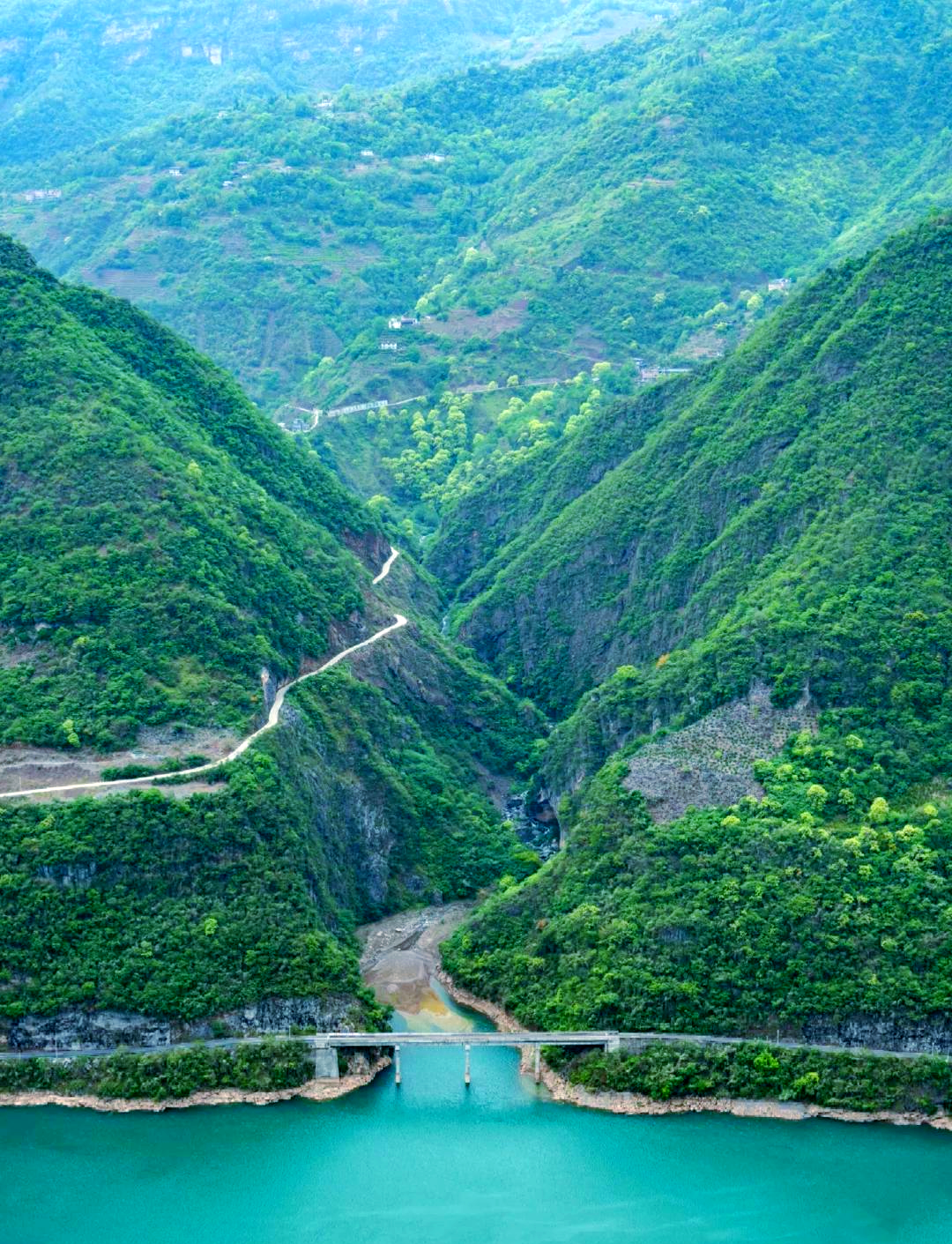 马湖