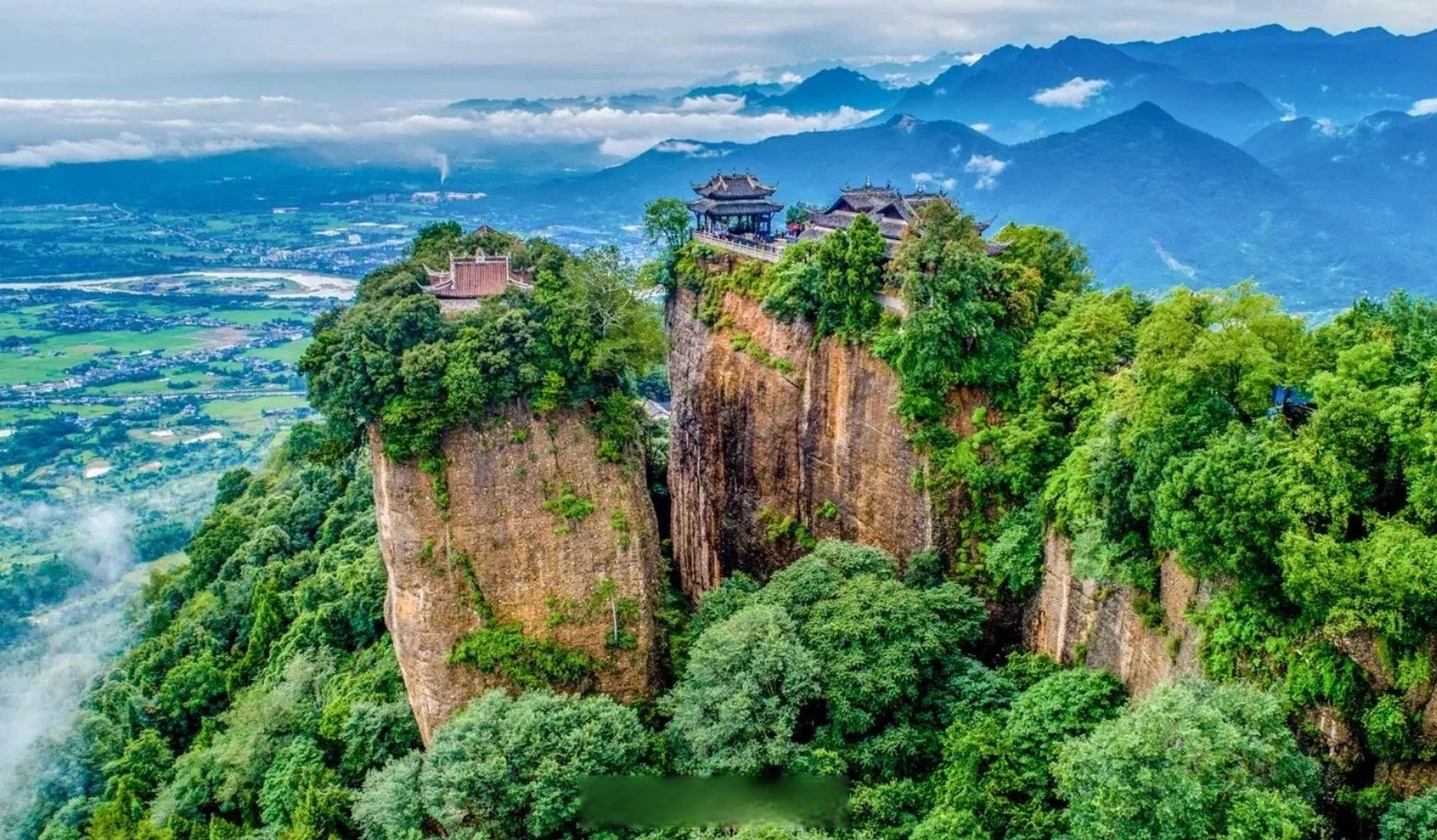 窦圌山