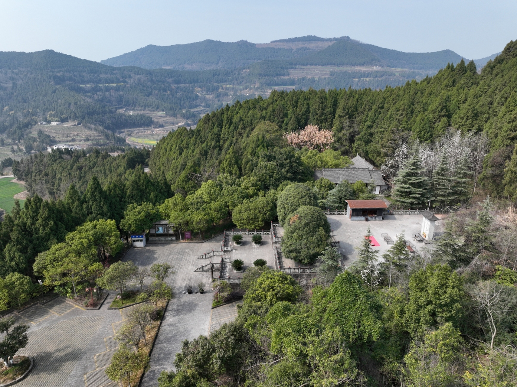 瑞云山