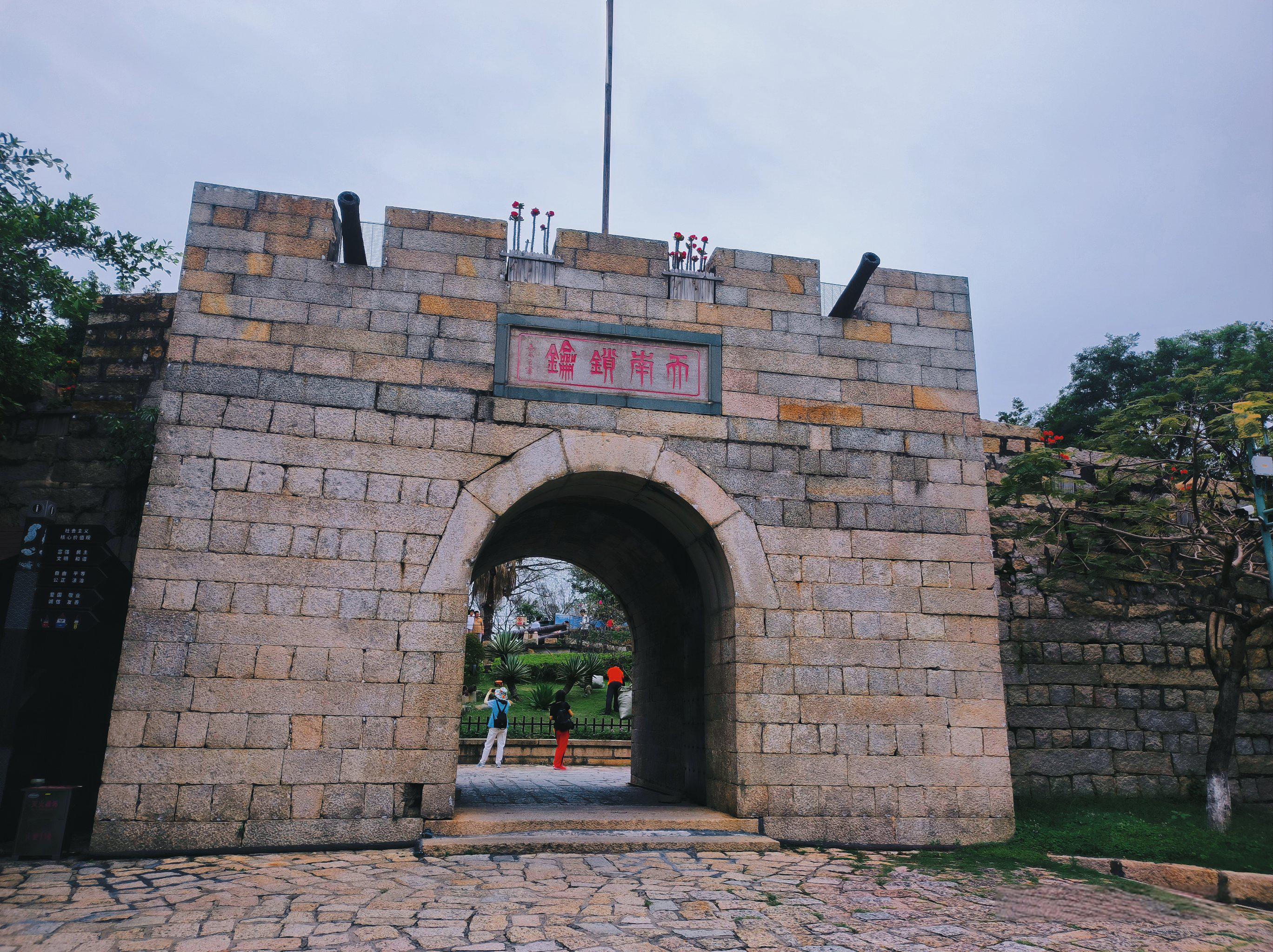 胡里山炮台