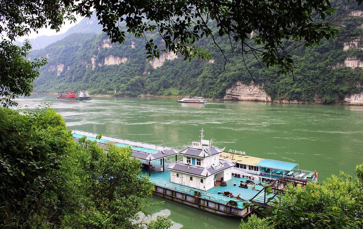 清江天龙湾