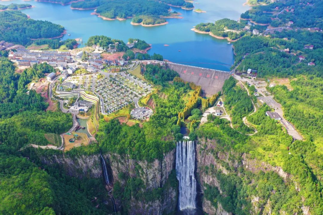 百丈漈飞云湖