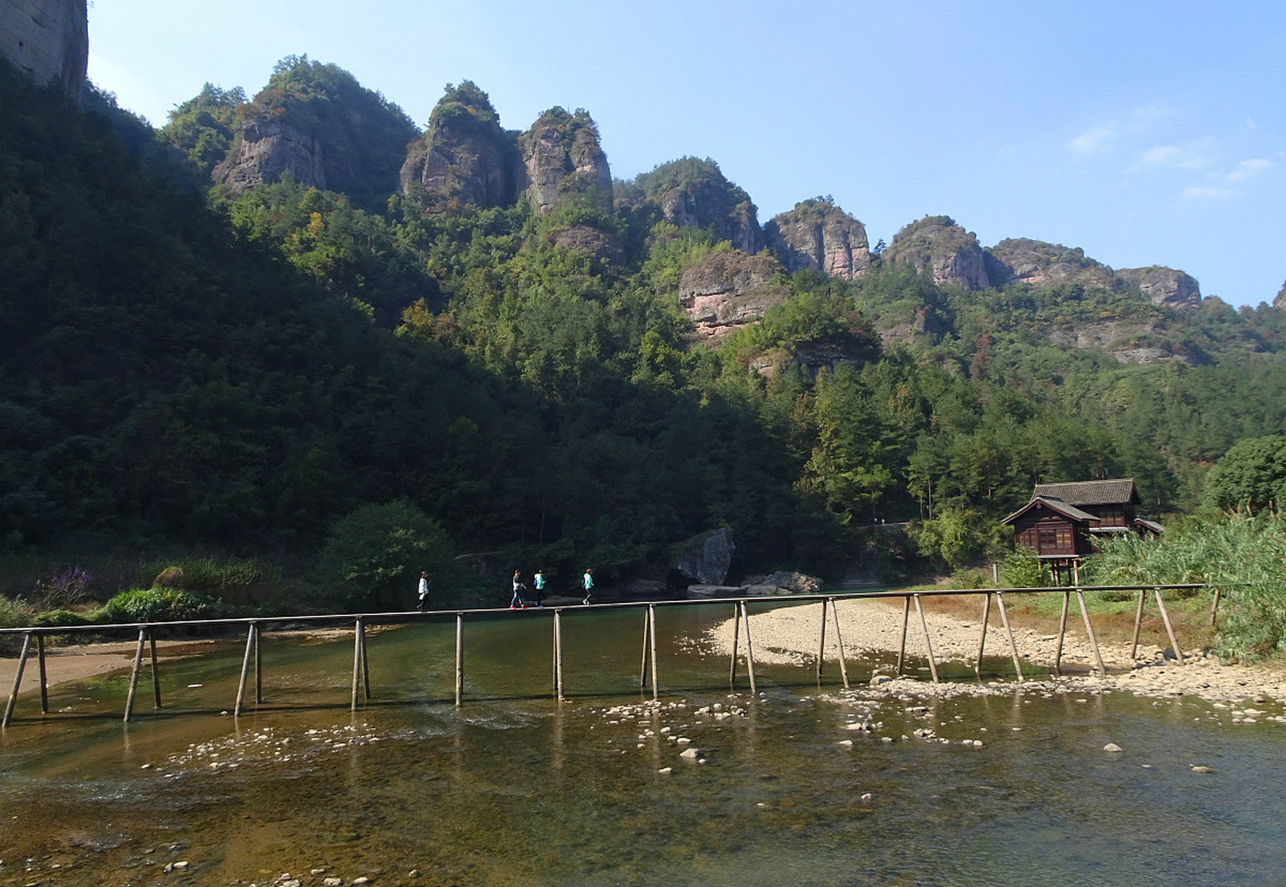 穿岩十九峰